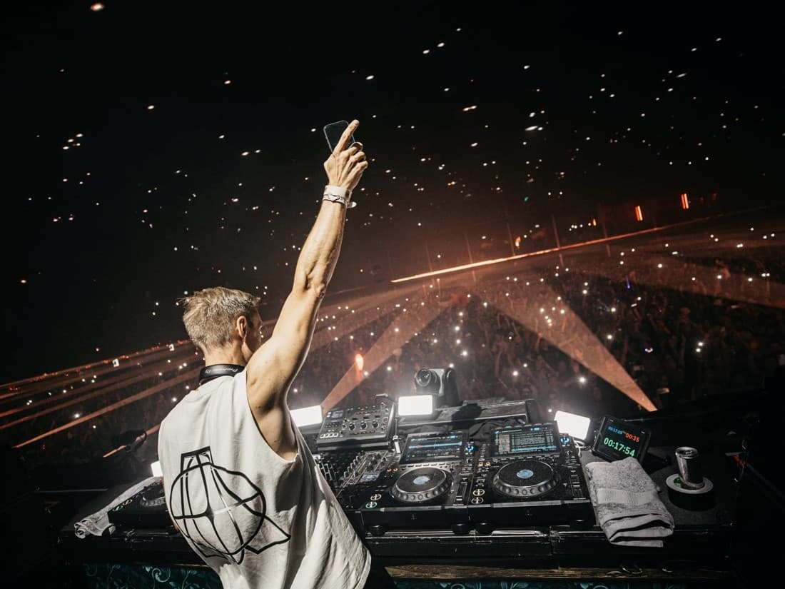 Special Five-Hour Sets