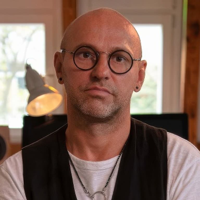 Henrik Schwarz